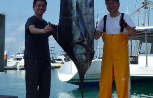 カジキと二人の男