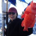 ミーバイを釣った女性