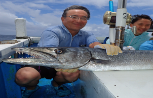 トローリングでBARRACUDA/オニカマスを釣った埼玉県からきた親子