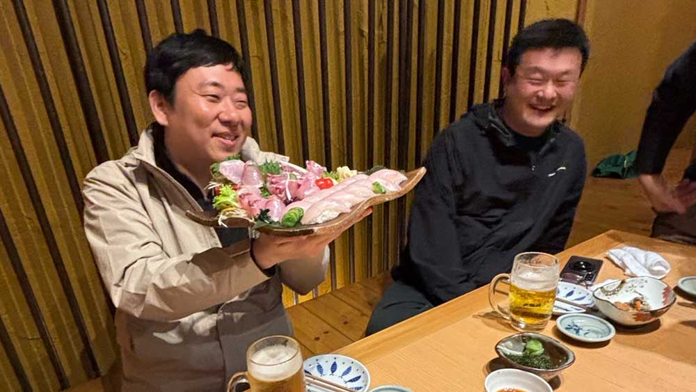 本日釣り上げたアオチビキの刺身